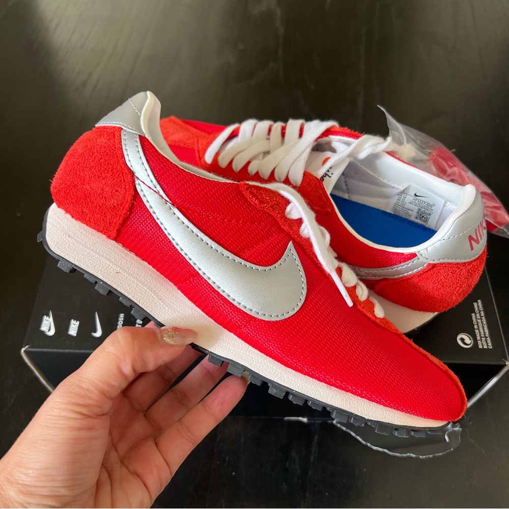 ✔️New✔️ NIKE LD 1000 University Red - Picture 3 of 11